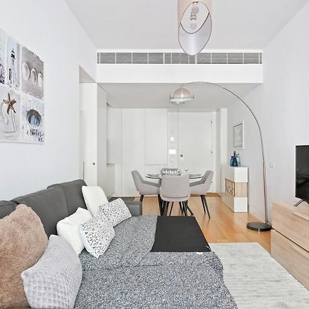 Spacious 1 Bedroom Apartment Near Baixa リスボン エクステリア 写真